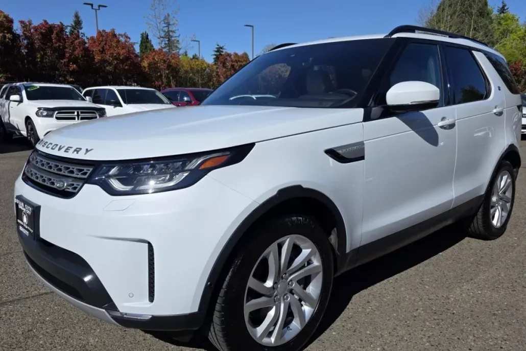2019 Land Rover Discovery HSE SE photo 1
