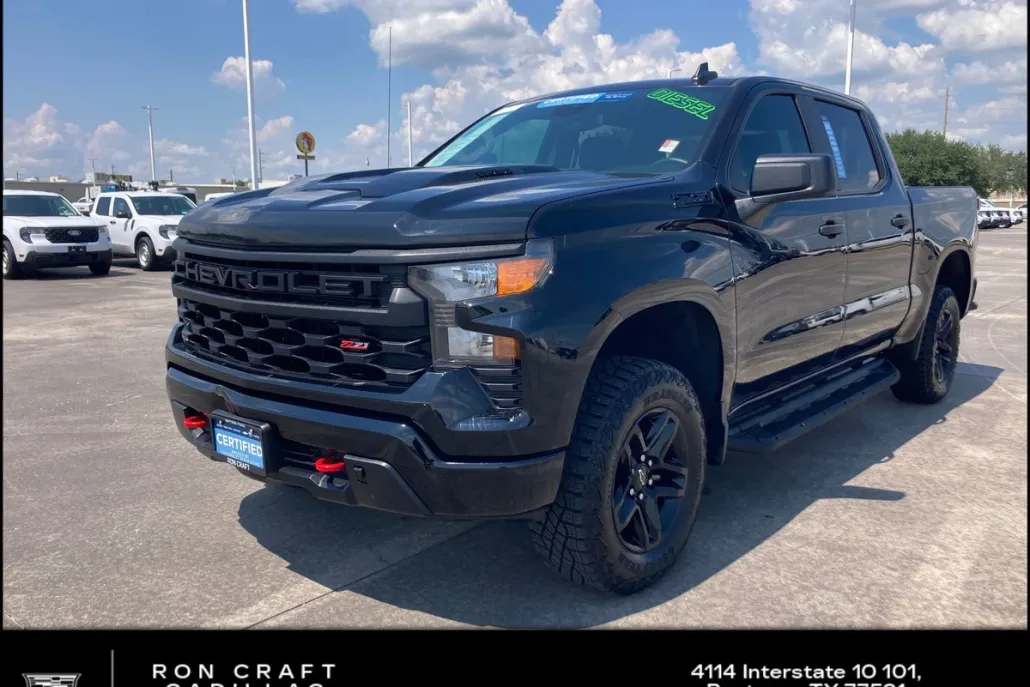 2024 Chevrolet Silverado 1500 Custom Trail Boss photo 1