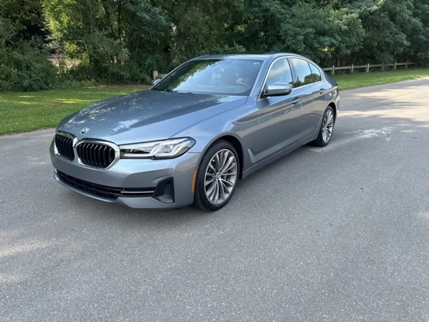 2022 Bmw 530i photo 1