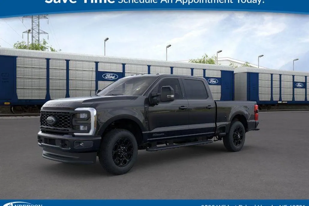 2025 Ford F-250 Lariat photo 1