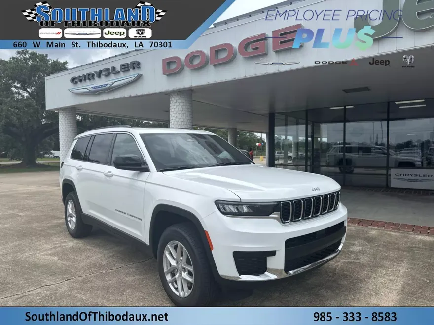 2025 Jeep Cherokee Laredo X photo 1