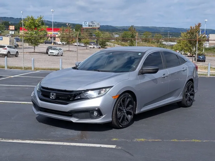 2019 Honda Civic Sport photo 1