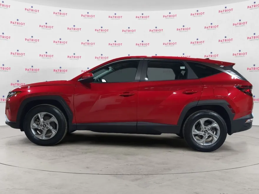 2022 Hyundai Tucson SE photo 1
