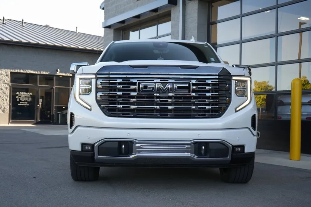 2023 Gmc Sierra 1500 Denali Ultimate photo 1
