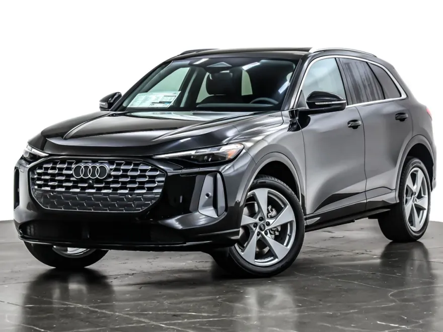 2025 Audi Q5 Premium Plus photo 1