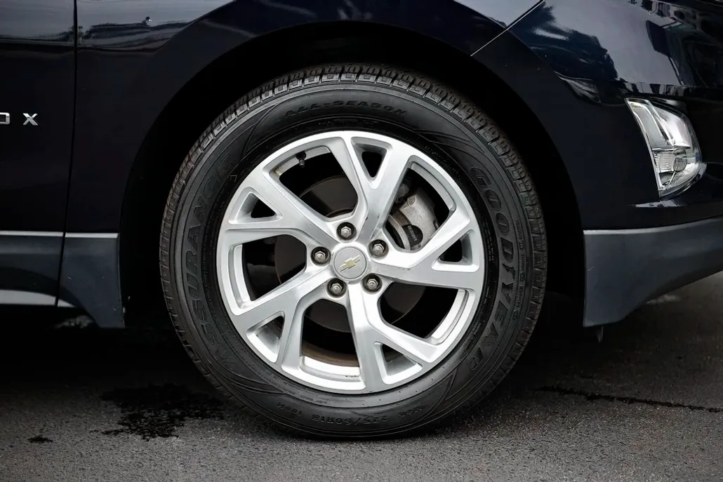 2020 Chevrolet Equinox Premier photo 1