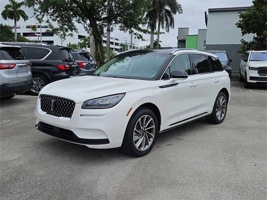2021 Lincoln Corsair Grand Touring photo 1