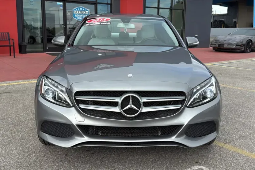 2015 Mercedes Benz C 300 4MATIC Sedan photo 1