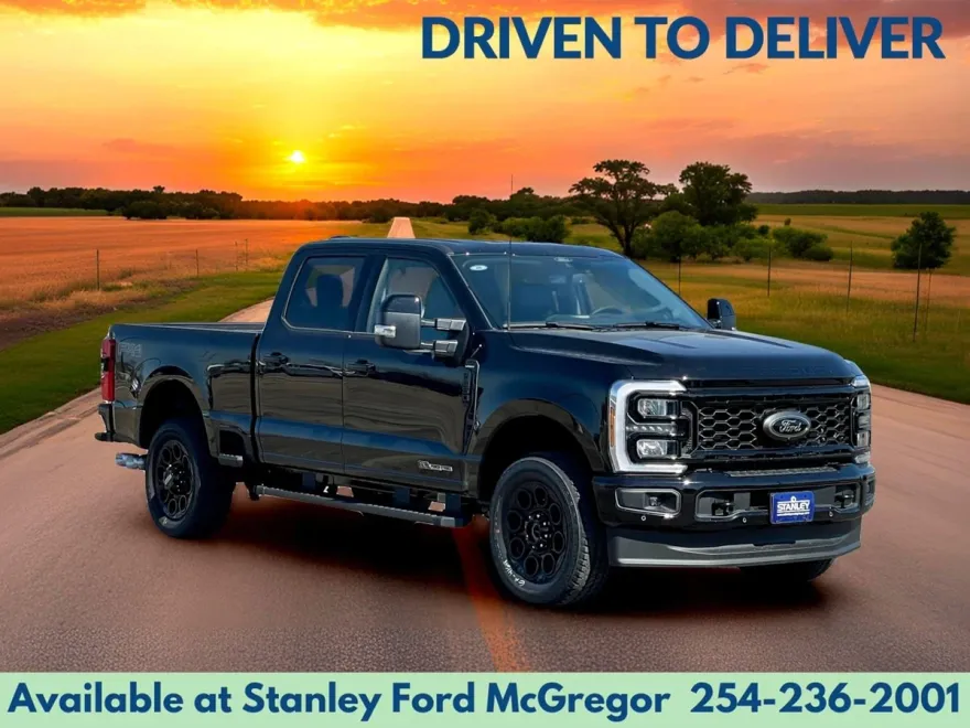 2025 Ford F-250 Lariat photo 1