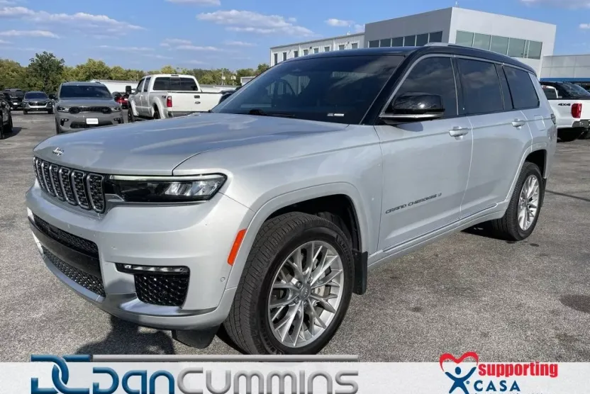 2023 Jeep Grand Cherokee L Summit photo 1