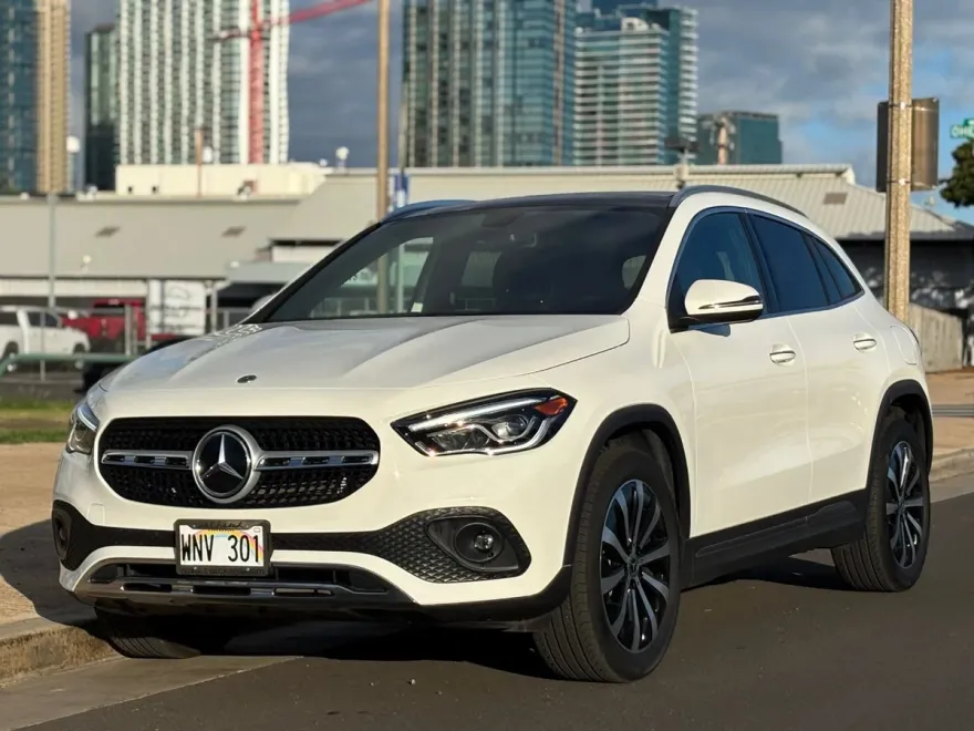 2022 Mercedes Benz GLA 250 photo 1