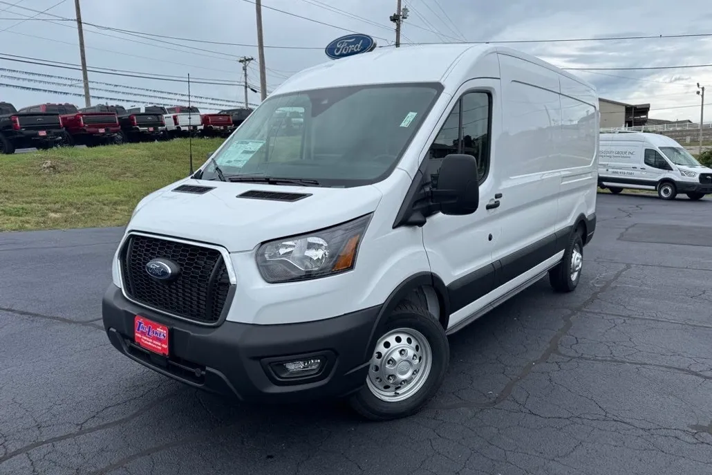 2025 Ford Transit photo 1