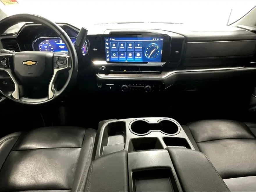 2024 Chevrolet Silverado 2500HD LTZ photo 16