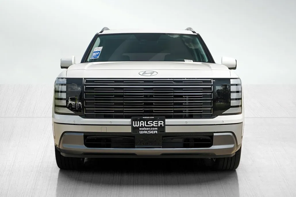 2026 Hyundai Palisade Limited photo 1