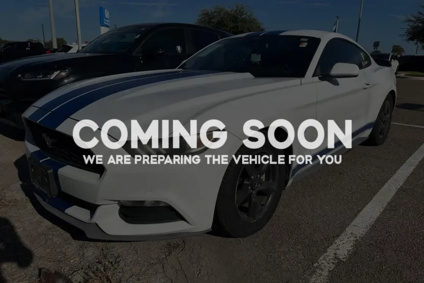 2016 Ford Mustang V6 photo 1