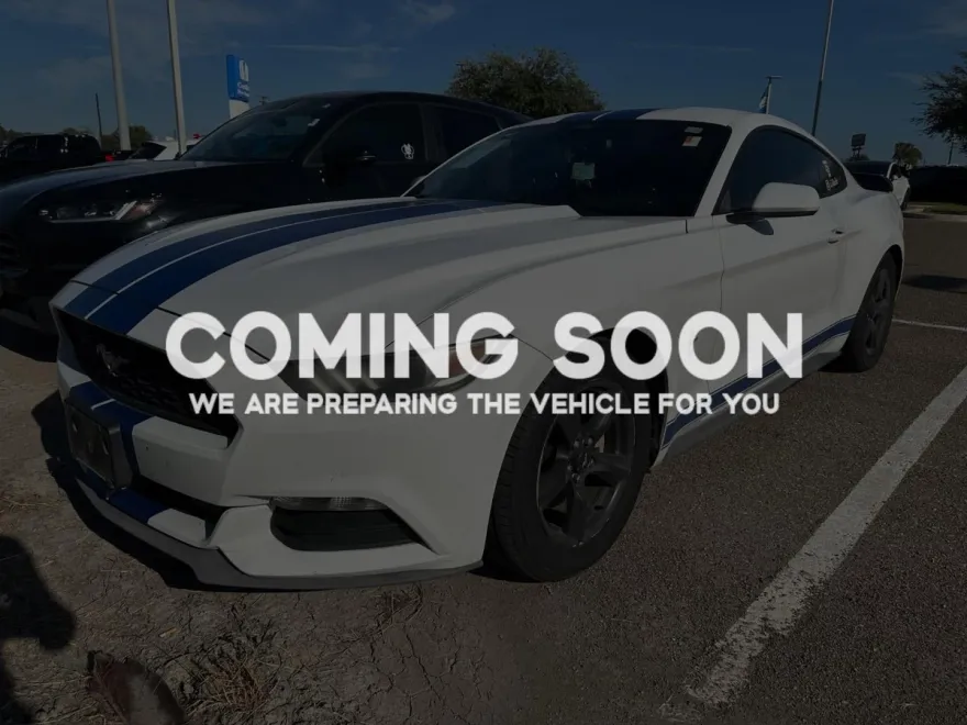 2016 Ford Mustang V6 photo 1