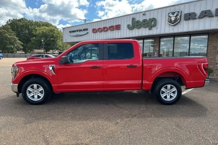 2023 Ford F-150 XLT photo 1
