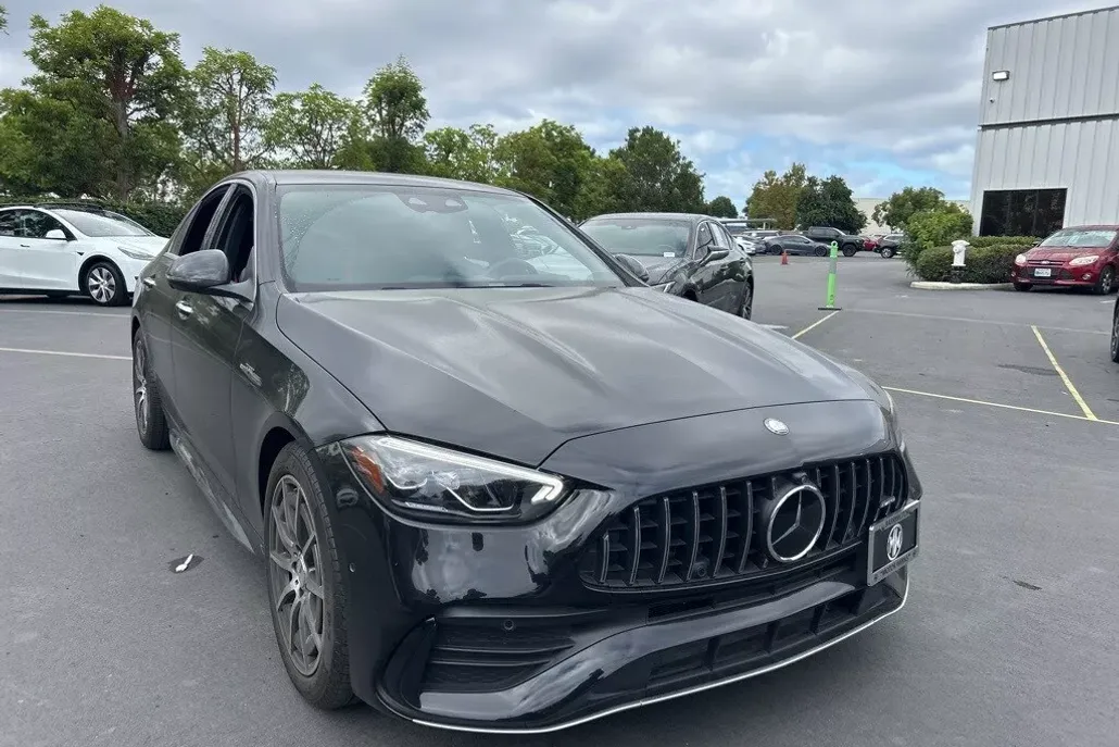 2024 Mercedes Benz C 43 AMG 4MATIC photo 1