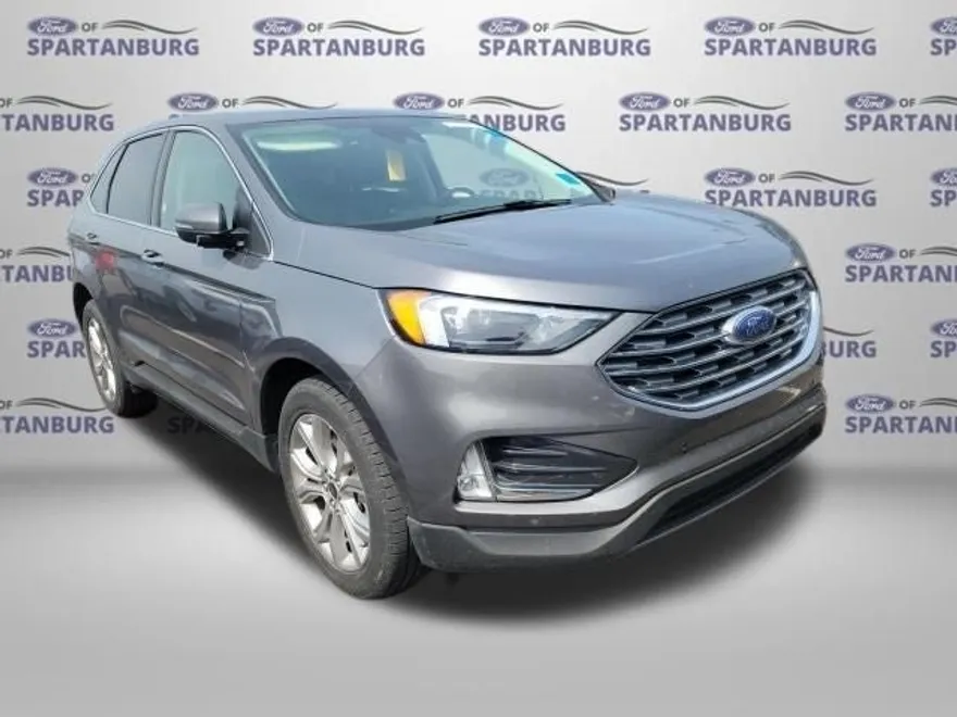 2024 Ford Edge Titanium photo 1