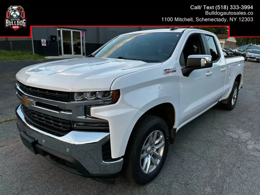 2020 Chevrolet Silverado 1500 LT photo 1