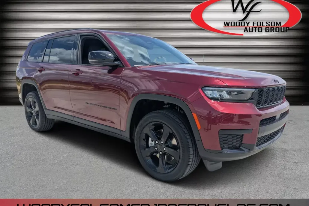 2025 Jeep Grand Cherokee Altitude photo 1