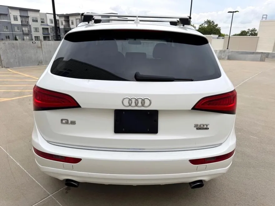 2015 Audi Q5 2.0T Premium photo 1