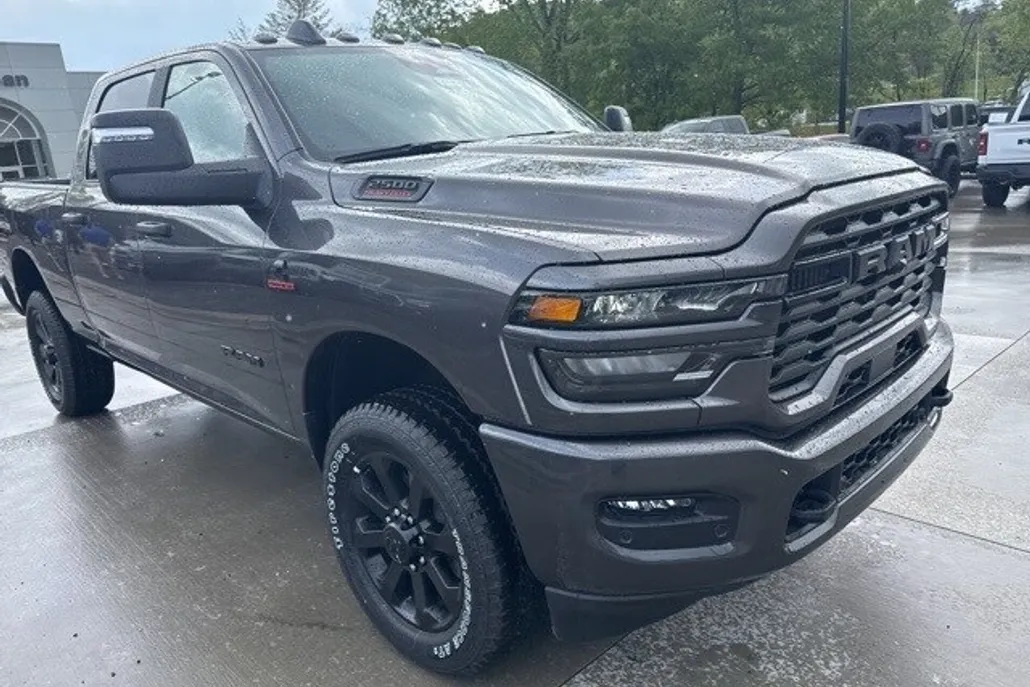2025 Ram 2500 Big Horn photo 1