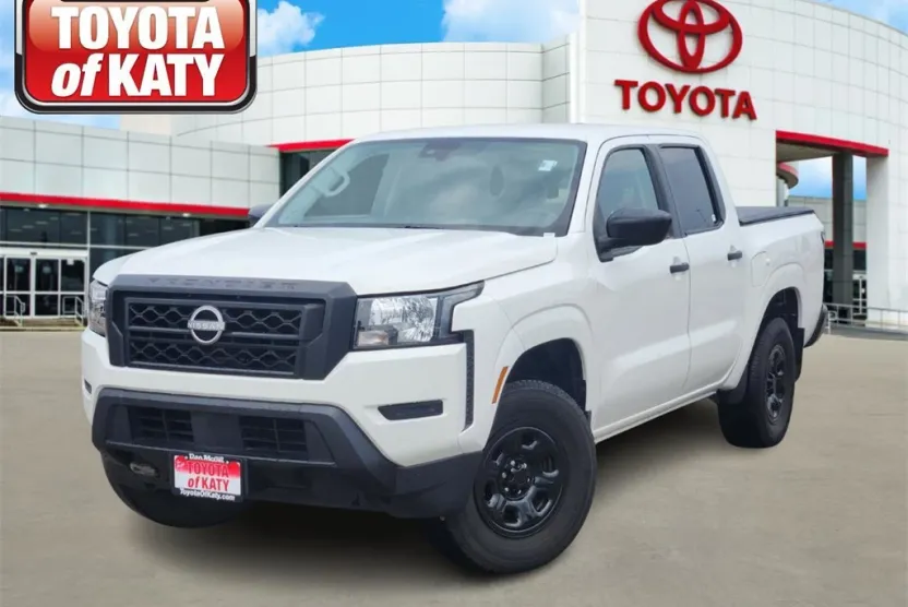 2023 Nissan Frontier S Crew Cab photo 1