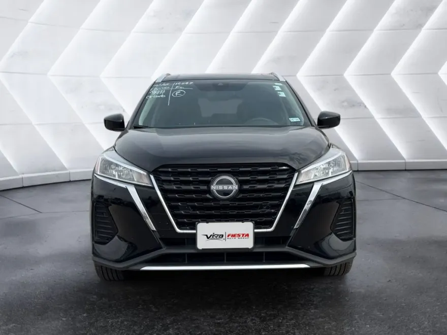 2024 Nissan Kicks SV photo 1