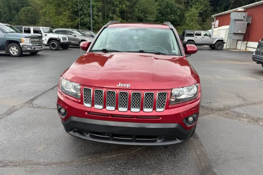2014 Jeep Compass Latitude photo 1