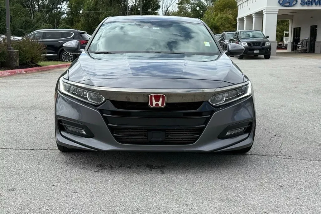 2018 Honda Accord Sport photo 1