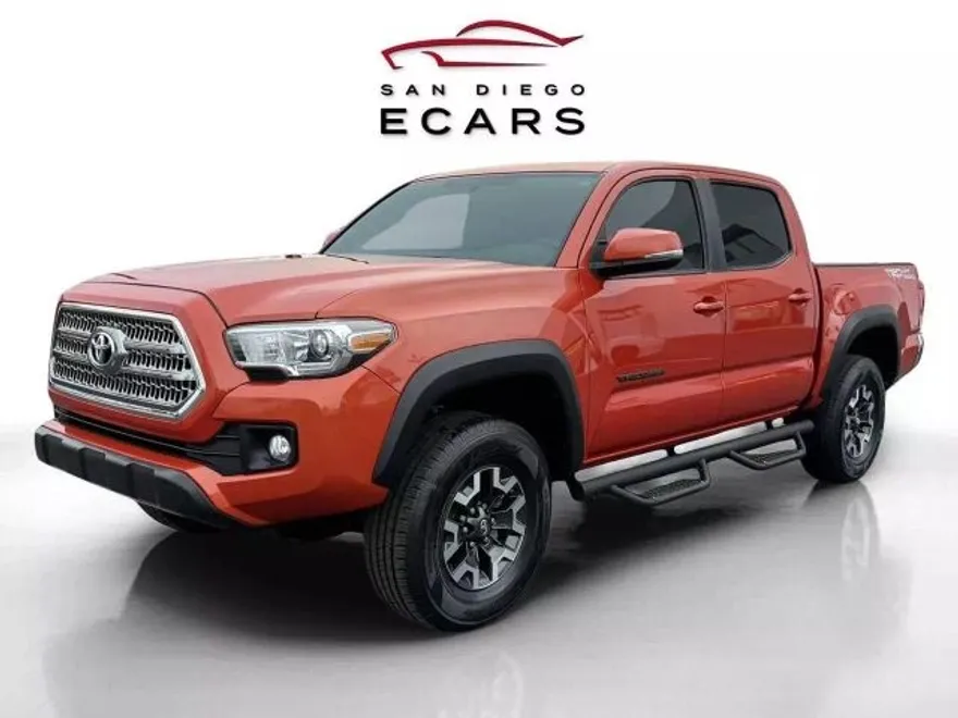 2016 Toyota Tacoma Double Cab TRD Off-Road photo 1