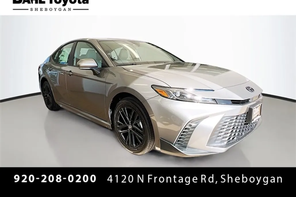 2026 Toyota Camry SE photo 1
