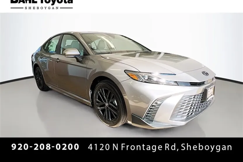 2026 Toyota Camry SE photo 1