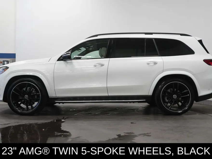 2025 Mercedes Benz GLS 580 4MATIC photo 1