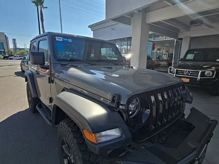 2022 Jeep Wrangler Willys photo 1