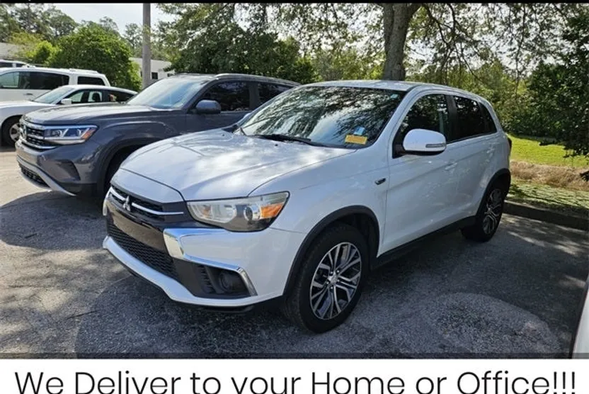 2019 Mitsubishi Outlander Sport ES photo 1