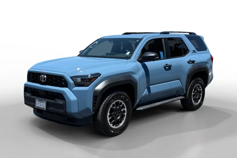 2025 Toyota 4Runner TRD Off-Road photo 1