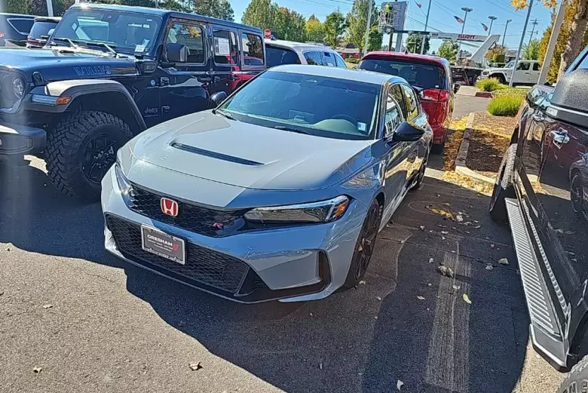 2023 Honda Civic Type R photo 1