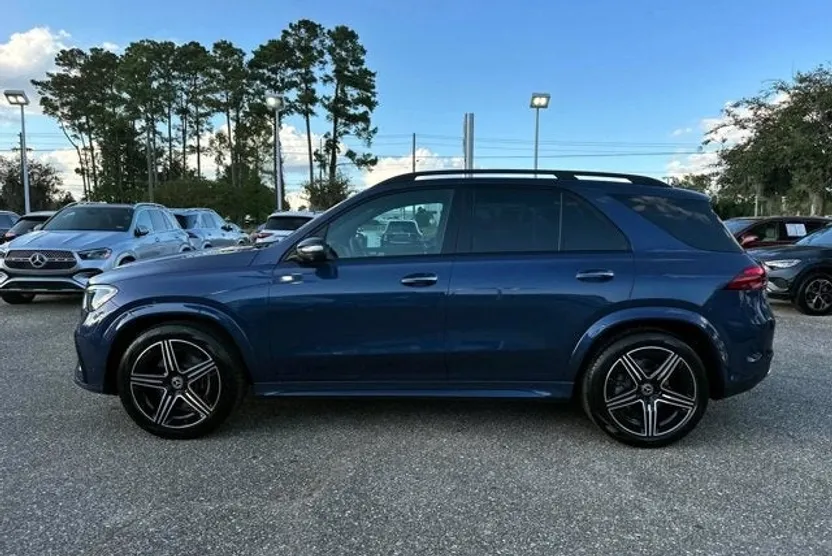 2026 Mercedes Benz GLE 450 4MATIC photo 1