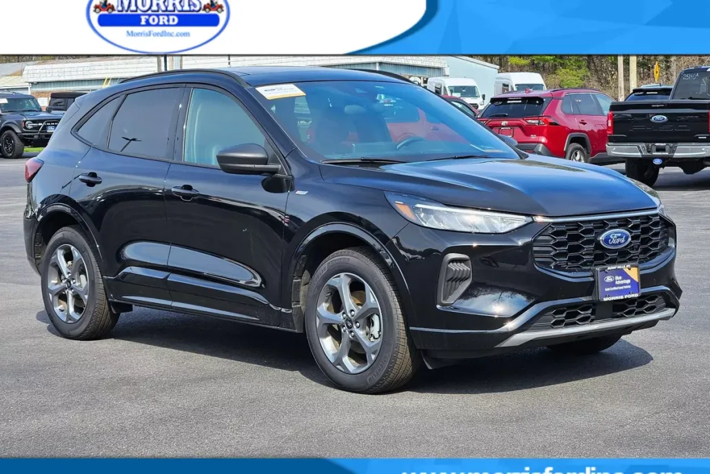 2023 Ford Escape ST-Line photo 1