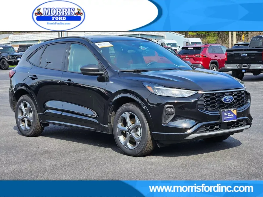 2023 Ford Escape ST-Line photo 1