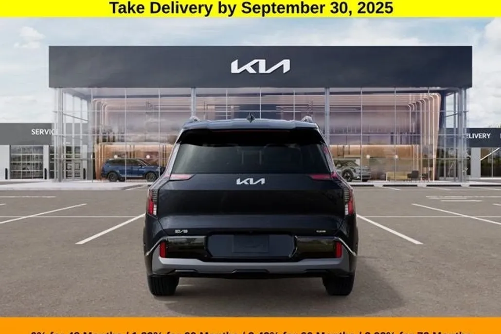 2026 Kia EV9 GT-Line photo 1