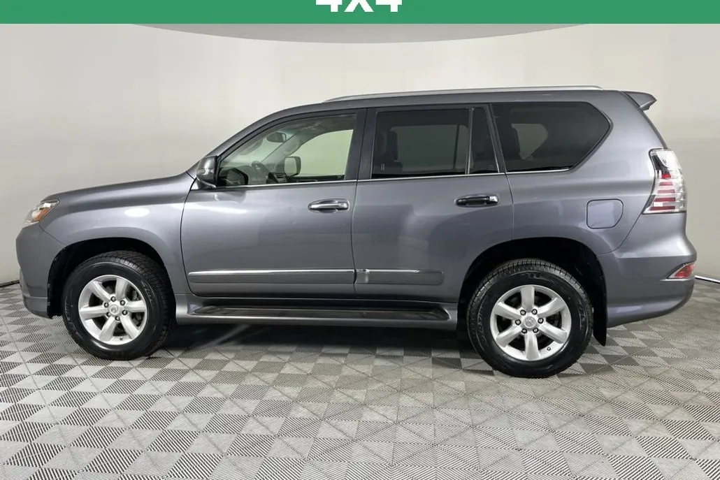 2017 Lexus GX 460 photo 1