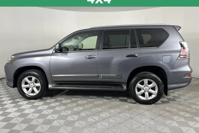 2017 Lexus GX 460 photo 1