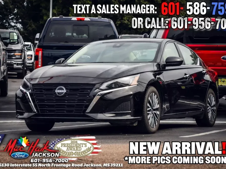2024 Nissan Altima 2.5 SV photo 1