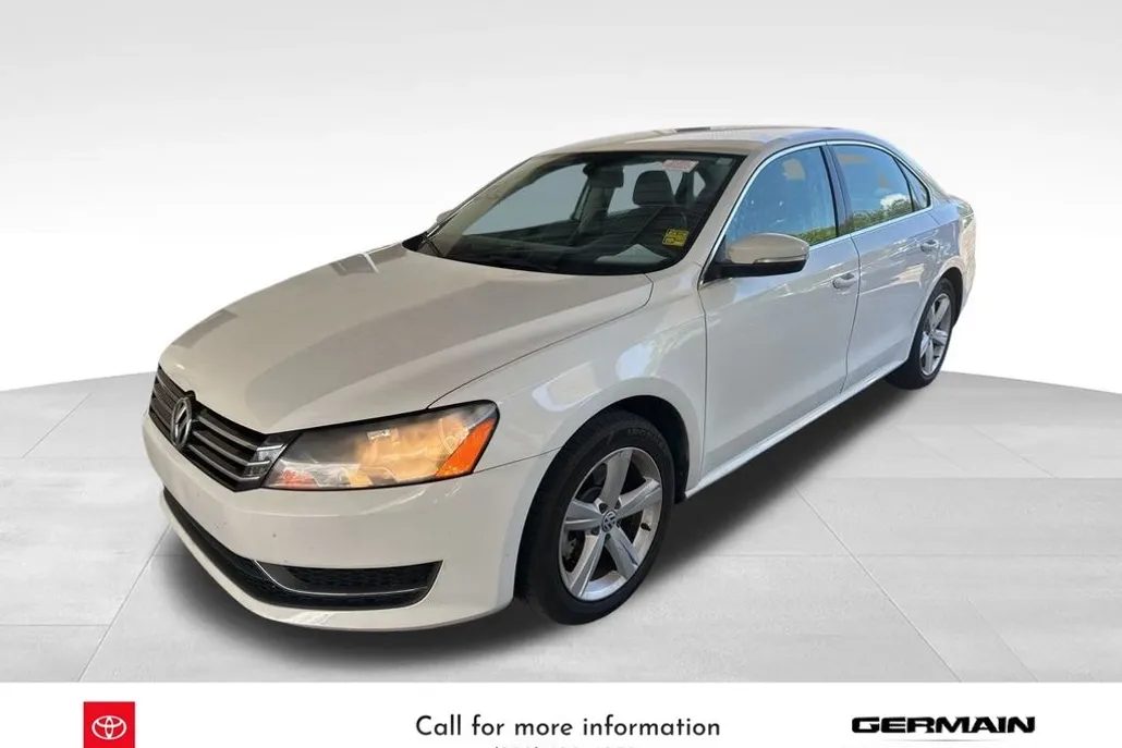2015 Volkswagen Passat SE photo 1