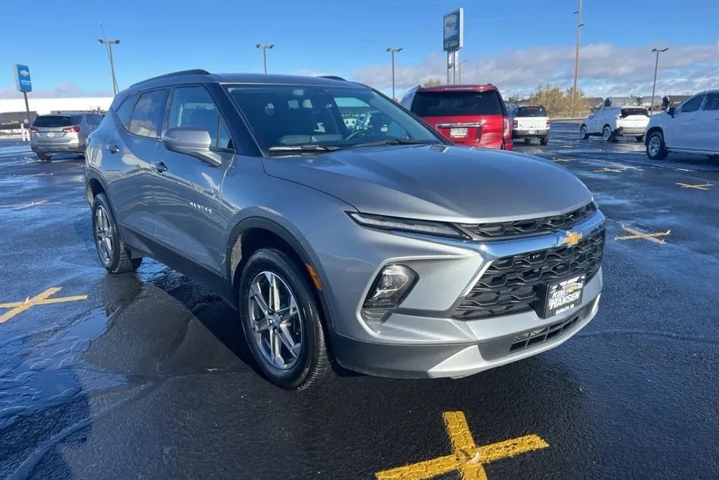 2024 Chevrolet Blazer 3LT photo 1