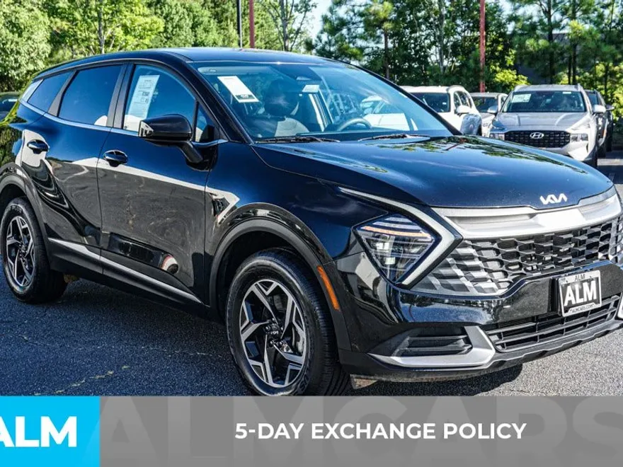 2024 Kia Sportage LX photo 1