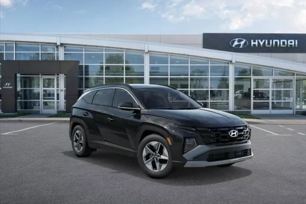 2025 Hyundai Tucson SEL photo 1